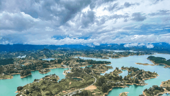 Medellin: Guatape With Peñol - Getting to Guatape