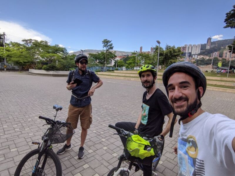 Medellín: Guided City Bike Tour - Highlights of the Experience