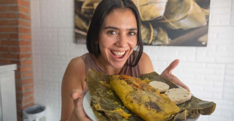 Medellín: Guided Street Food Tour With Tastings (El Poblado) - Customer Reviews and Feedback