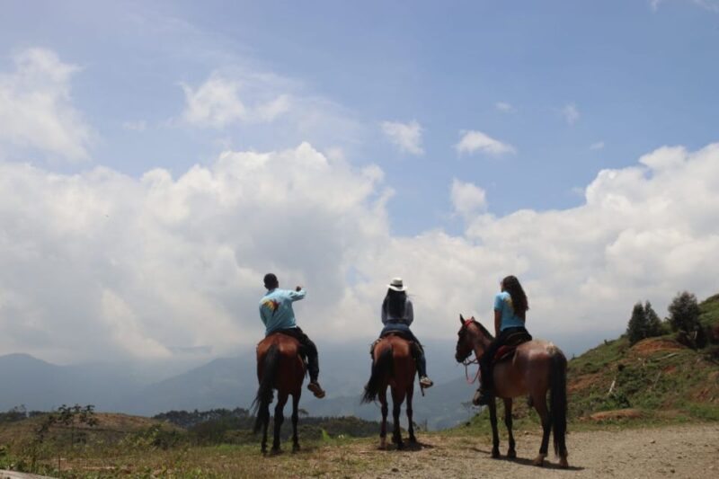 Medellin: Horseback Riding in the Medellin Mountains - Inclusions