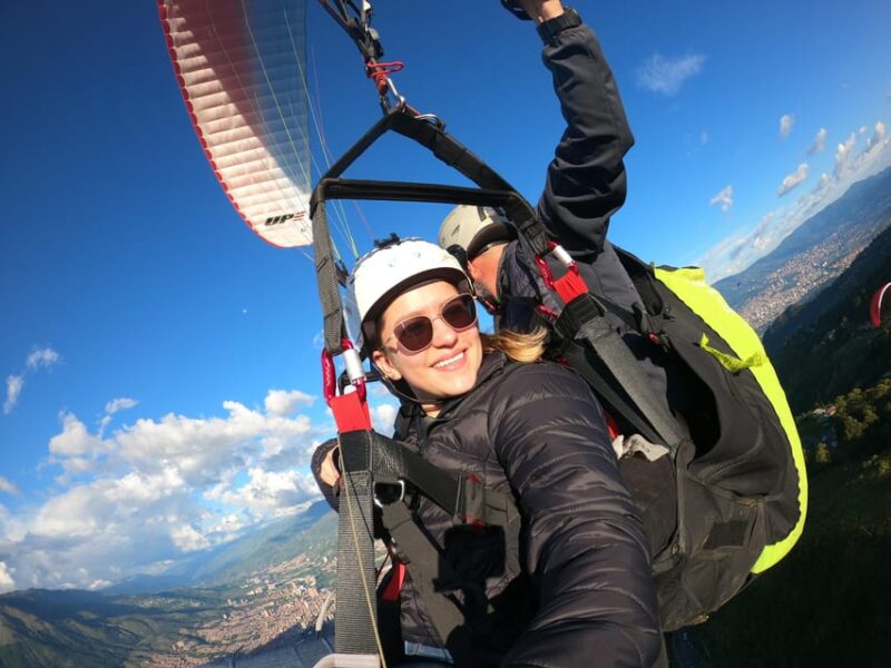 Medellin in Paragliding + Videos and Photos - Safety and Equipment