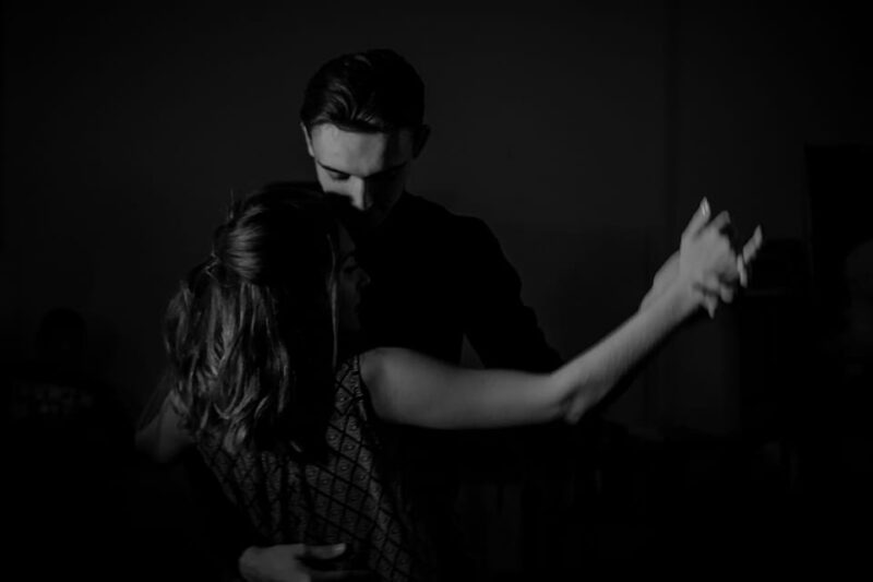 Medellín: Learn to Dance Salsa With a Professional - Booking and Cancellation