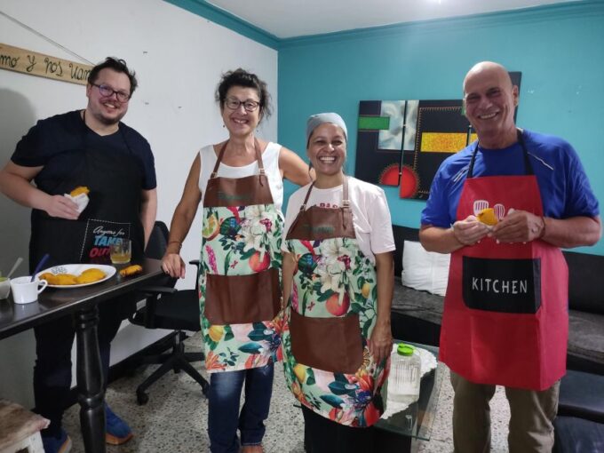 Medellin: Learn to Make Colombian Empanadas From Scratch - Getting to the Venue