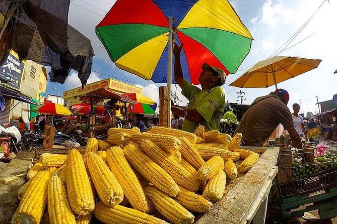 Medellín Local Market Places - Vibrant Stalls and Vendors
