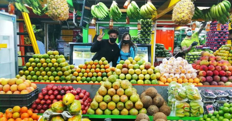 Medellin: Local Market Tour With Exotic Fruit Tastings - Tour Inclusions and Logistics