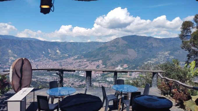 Medellin: Mountain Bike Coffee Farm Tour and Spa Experience - Customer Feedback