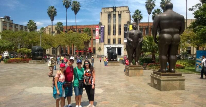 Medellin: Nature & Transformation Tour - Arvi and Comuna 13 - Arvi Park Experience