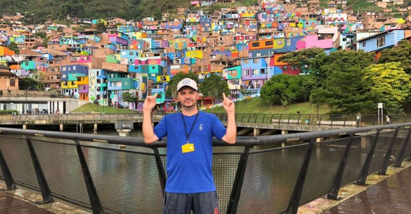 Medellin: New Tour Manrique Comuna 3 Constellations - Inclusions and Exclusions
