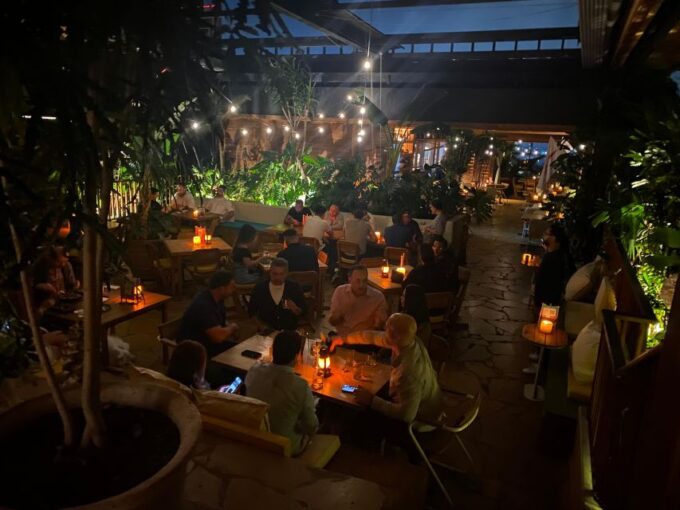 Medellin: Nightlife in Rooftops and Clubs of El Poblado - Meeting New People and Connections
