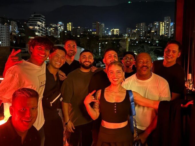 Medellin: Nightlife in Rooftops and Clubs of El Poblado - Customer Ratings and Feedback