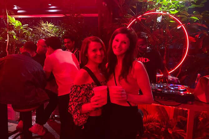 Medellin: Nightlife in Rooftops and Clubs of El Poblado - Meeting and Ending Points