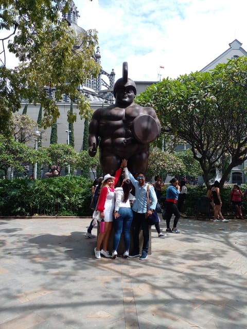 Medellin: Pablo Escobar and Private City Tour. 2 Tours in 1 - Inclusions and Exclusions