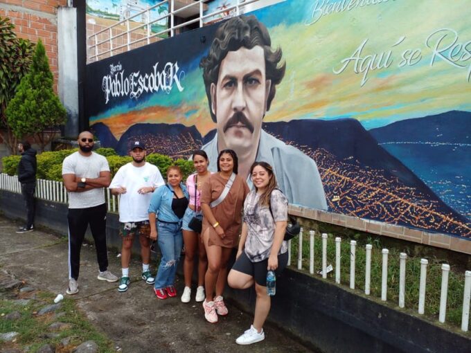 Medellin: Pablo Escobar and Private City Tour. 2 Tours in 1 - Customer Reviews