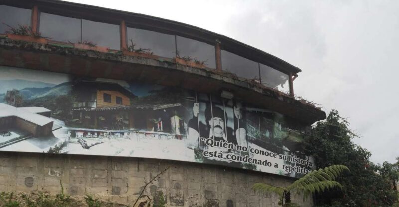 Medellín: Pablo Escobar Jail Private Tour - Tour Highlights