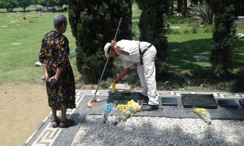 Medellín: Pablo Escobar Jail Private Tour - Rival Cartels Conflict