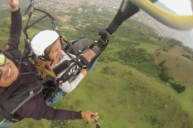Medellín Paragliding Experience + Transportation (Medellín) - Key Points