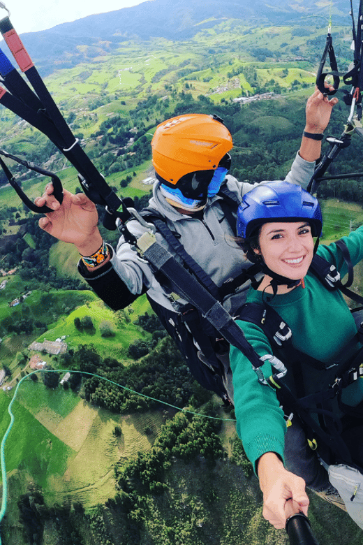 Medellin: Paragliding RUBEN FLY - Safety and Instructor Certification