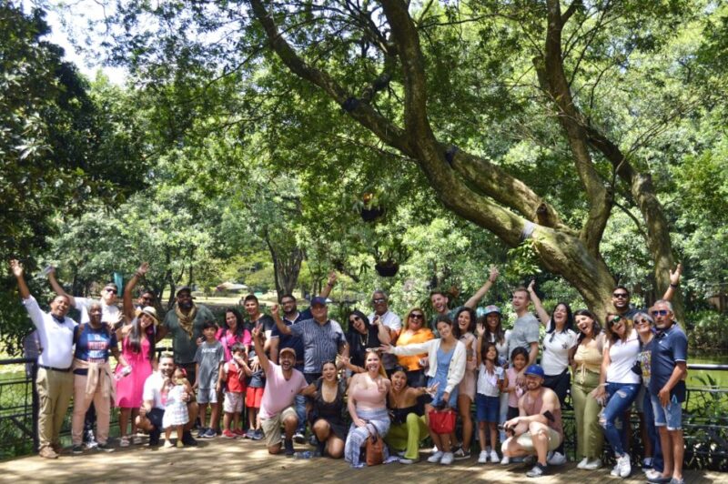 Medellín: Private City Tour With Metrocable and Comuna 13 - Key Points