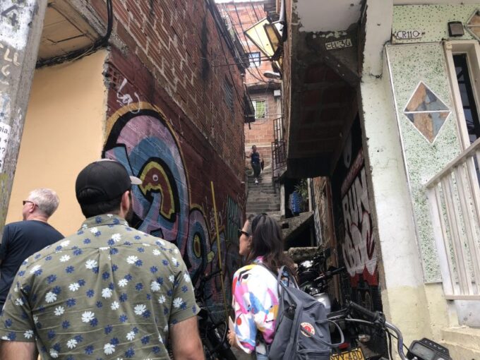 Medellín: Private Comuna 13 Street Art Tour - Transformation Through Street Art