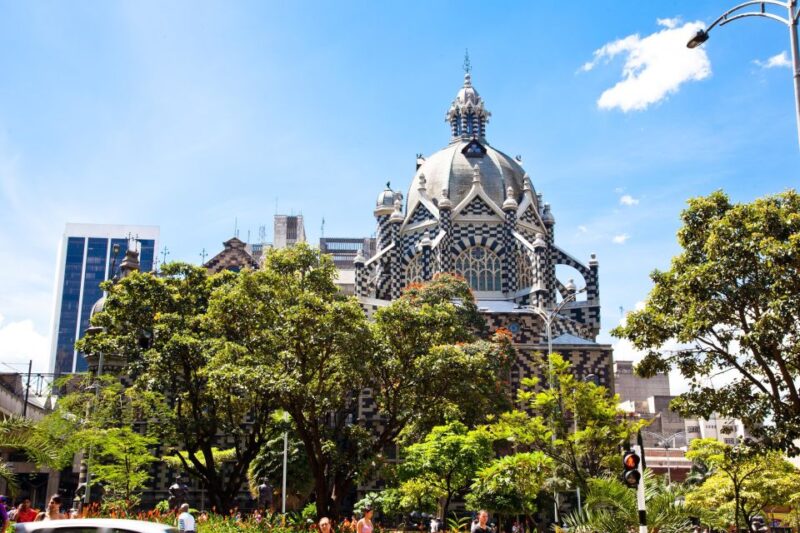 Medellin: Private Downtown Walking Tour and Coffee Tasting - Inclusions and Exclusions