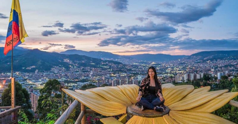 MEDELLÍN: PRIVATE FOOD TOUR WITH THE BEST VIEWPOINTS! - Key Points