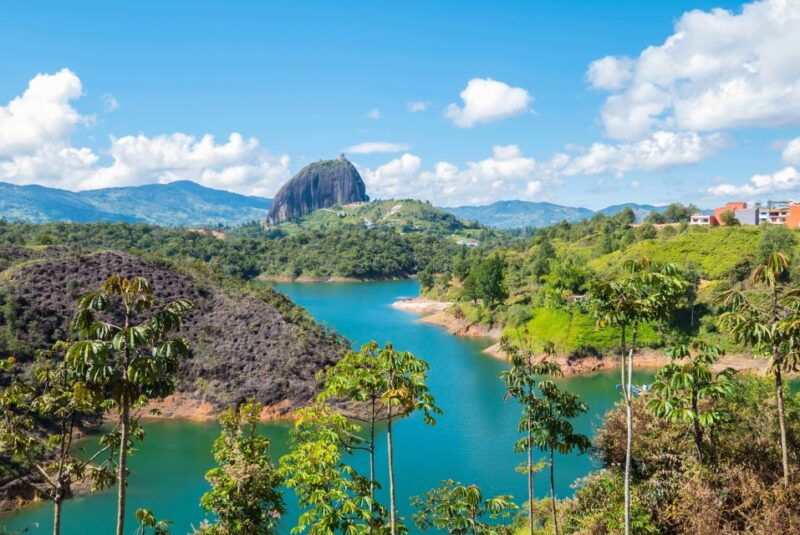 Medellín: Private Guatapé Tour With Breakfast, Lunch & Cruise - Important Notes