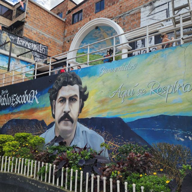 Medellín: Private Pablo Escobar Tour With Transportation - Guided Experience