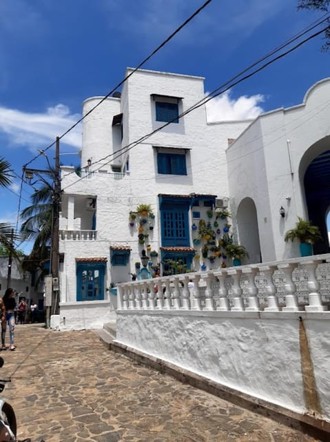 MEDELLIN: SANTORINI TOUR + LA ARGOLLA SPA + SWIMMING POOL - Frequently Asked Questions