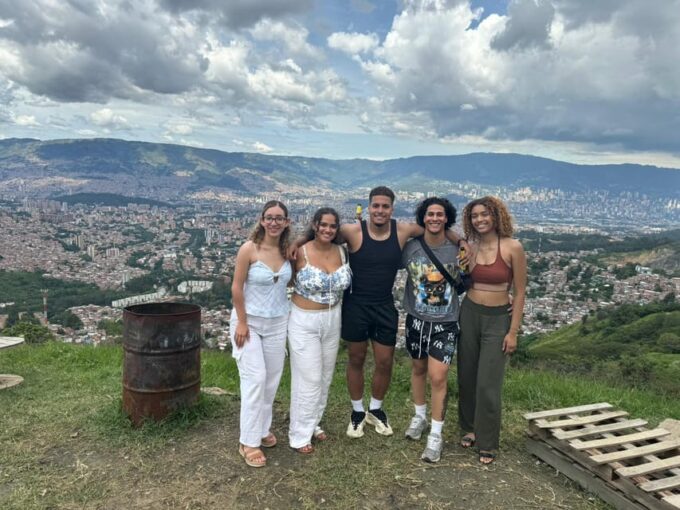 Medellin: Sunset and Viewpoints, Optional Horse Ride - Frequently Asked Questions