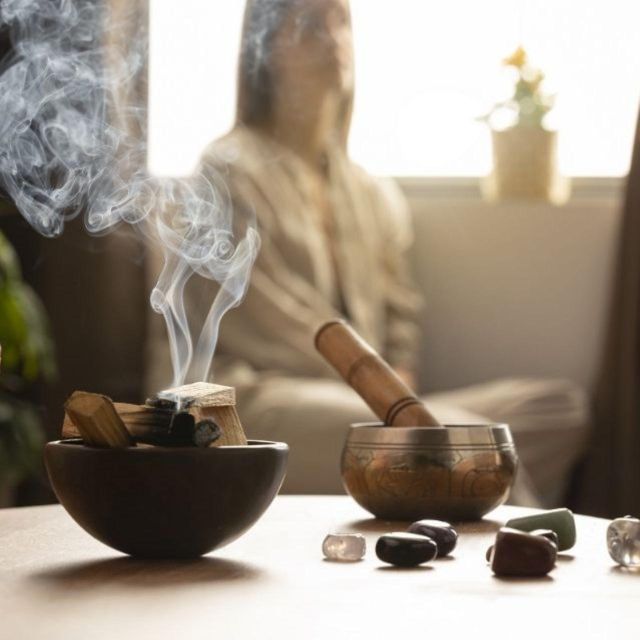 Medellin: Tarot, Oracles and Energetic Cleaning - Key Points