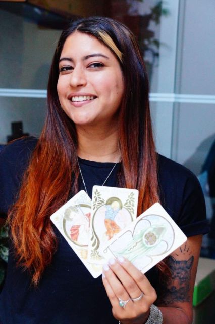 Medellin: Tarot, Oracles and Energetic Cleaning - Spiritual Experience