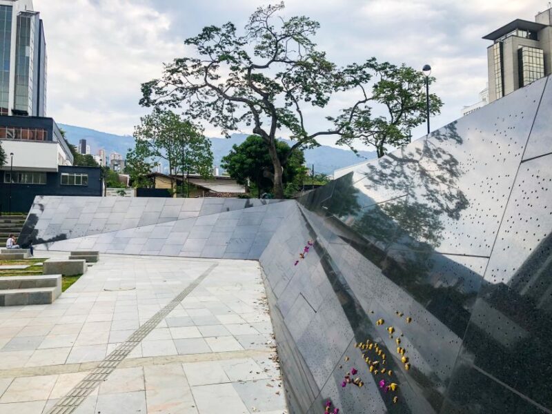 Medellín: The Real Pablo Escobar Tour - Tour Experience