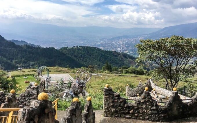 Medellín: The Real Pablo Escobar Tour - Customer Reviews and Ratings