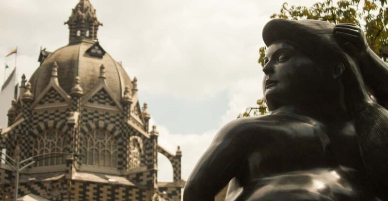 Medellín Walking Tour: Art of Fernando Botero - Key Points