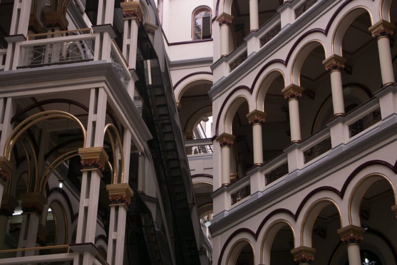 Medellín Walking Tour: Art of Fernando Botero - Parque Berrío and Its Frescoes
