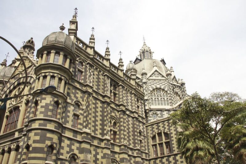 Medellín: Walking Tour With Cable Car and Botero Plaza - Experience Highlights