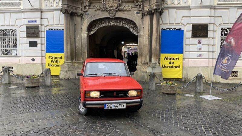 Medias: Private Tour in Vintage Car With Fortified Churches - Exploring Medias and Nearby Fortified Churches