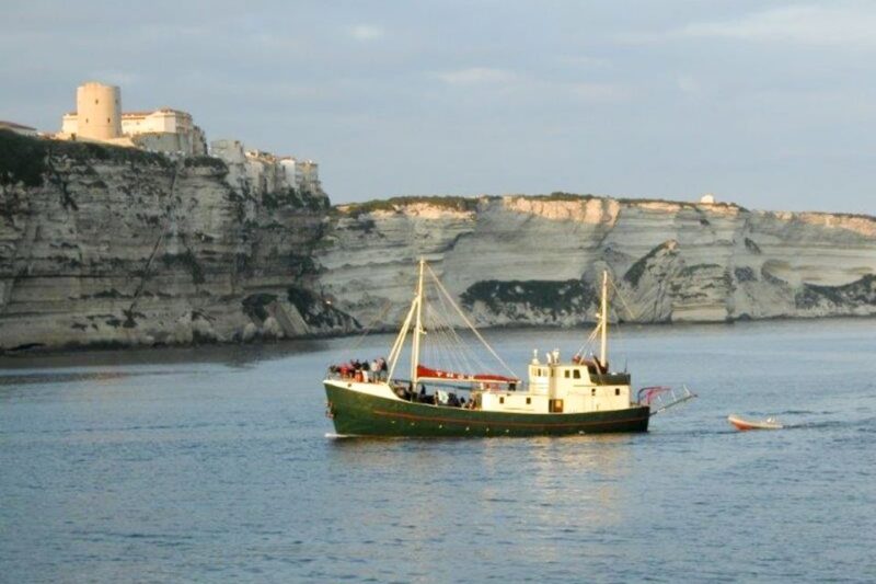 Medieval Bonifacio: Full-Day Tour From Porto Vecchio - Suitability for Mobility-Impaired Individuals