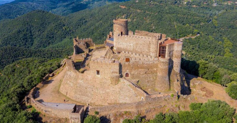 Medieval Castles and Girona City Exclusive Trip With Lunch - Group Size Availability