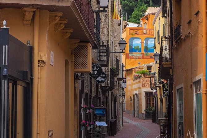 Medieval Costa Brava Day-Trip From Girona - Included Amenities and Refreshments