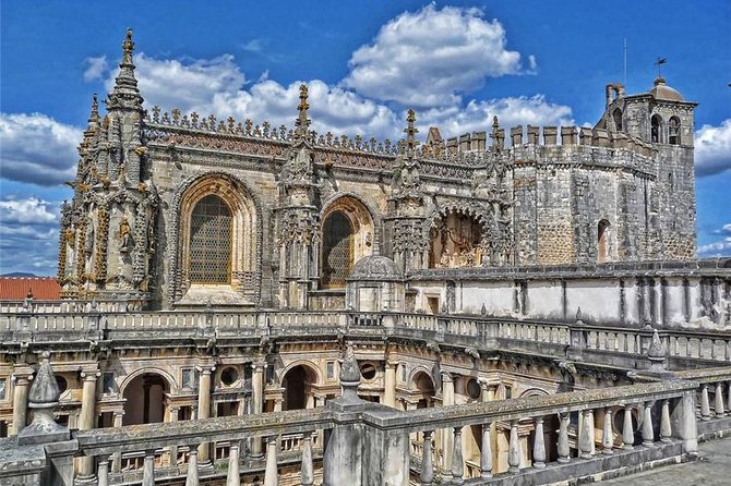Medieval Knights Templar and Alcobaça Private Day Trip From Lisbon - Meeting and Pickup