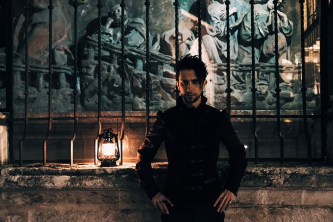 Medieval Krakow Night Tour - Vampires, Legends, Ghosts... - Meeting Information