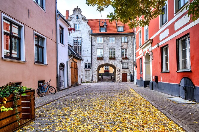 Medieval Riga: Quest Experience - Meeting Point and Instructions