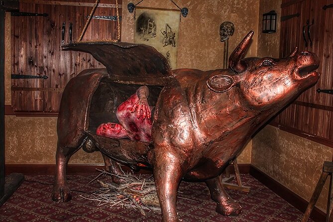 Medieval Torture Museum With Ghost Hunting and Tiny Art Gallery - Ghost Hunting With Special App