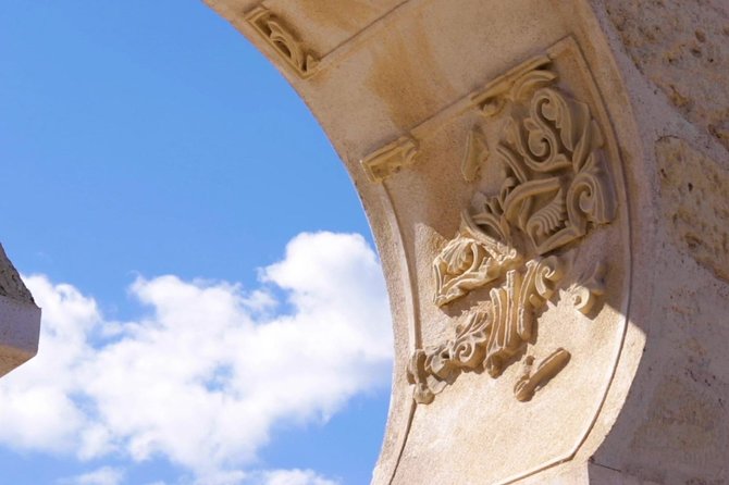 Medina Azahara Experience With Transportation - Professional Guide and Tour