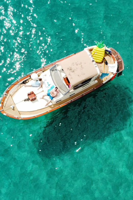 Medium Day Luxury Private Boat Tour in Elaphiti Islands - Customer Feedback