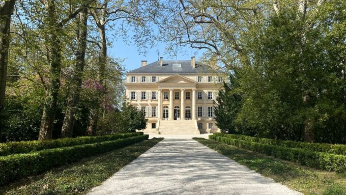 Medoc Afternoon Wine Tour, 2 Wineries, Tastings & Delicacies - Frequently Asked Questions