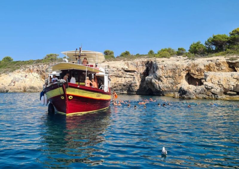 Medulin: Boat Cruise to Kamenjak/Ceja With Lunch and Drinks - Onboard Experience