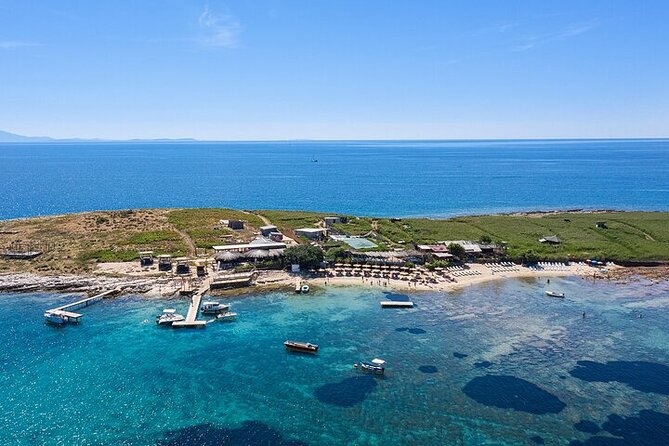 Medulin: Glass Boat Tour Experience to Kamenjak With Mermaid - Traveler Reviews and Feedback