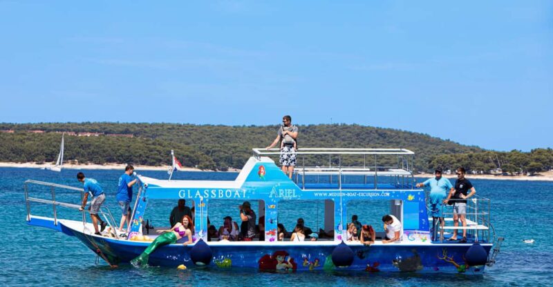 Medulin: Private Glass Bottom Boat Tour to Levan Island - Important Considerations